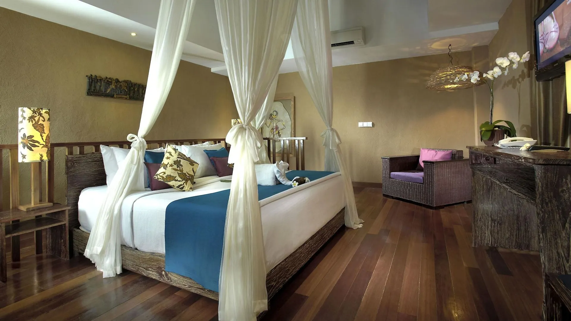 Kupu Kupu Jimbaran Beach Club & Spa By Loccitane Hotel