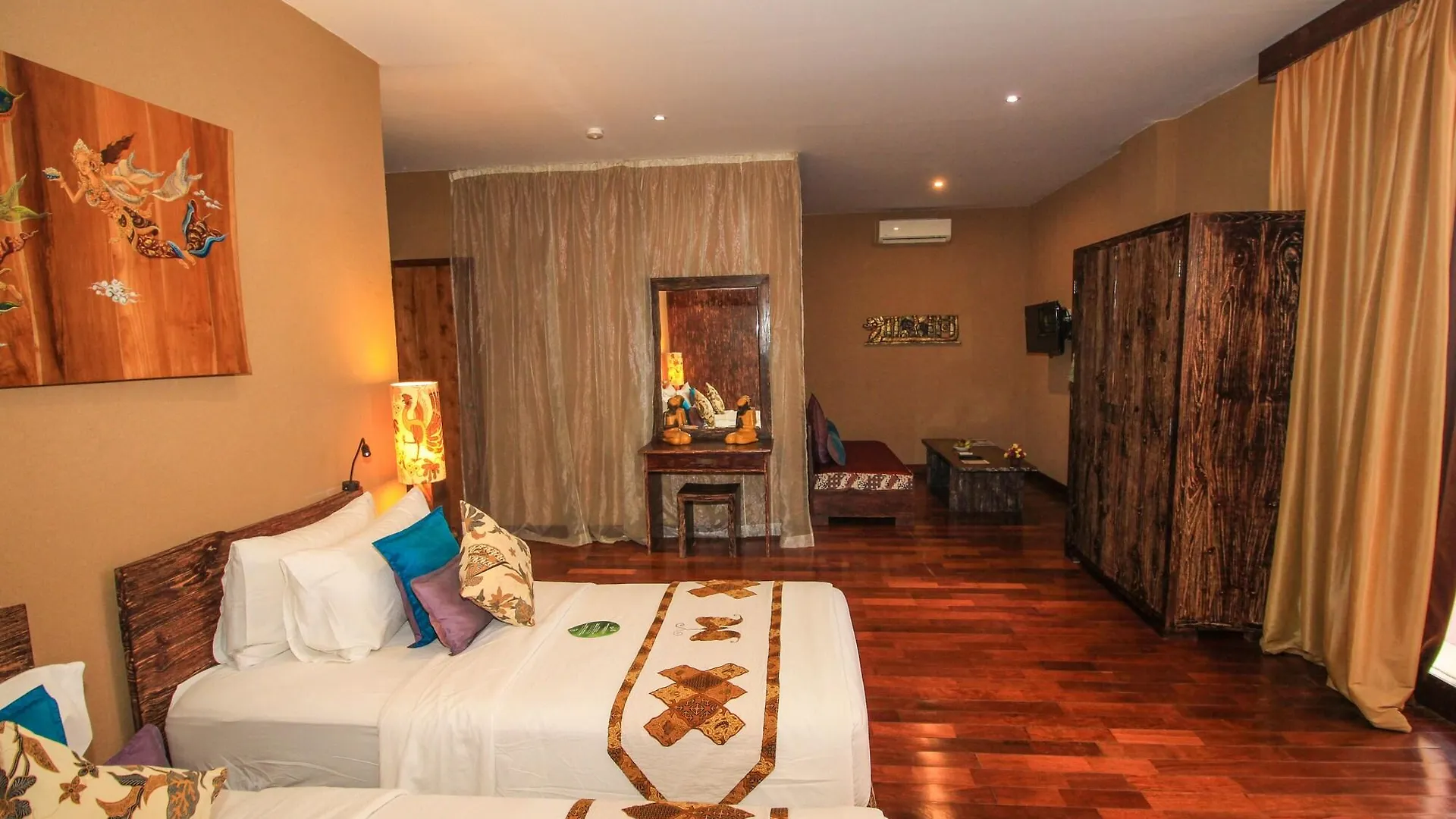 Kupu Kupu Jimbaran Beach Club & Spa By Loccitane 4*, Jimbaran (Bali)