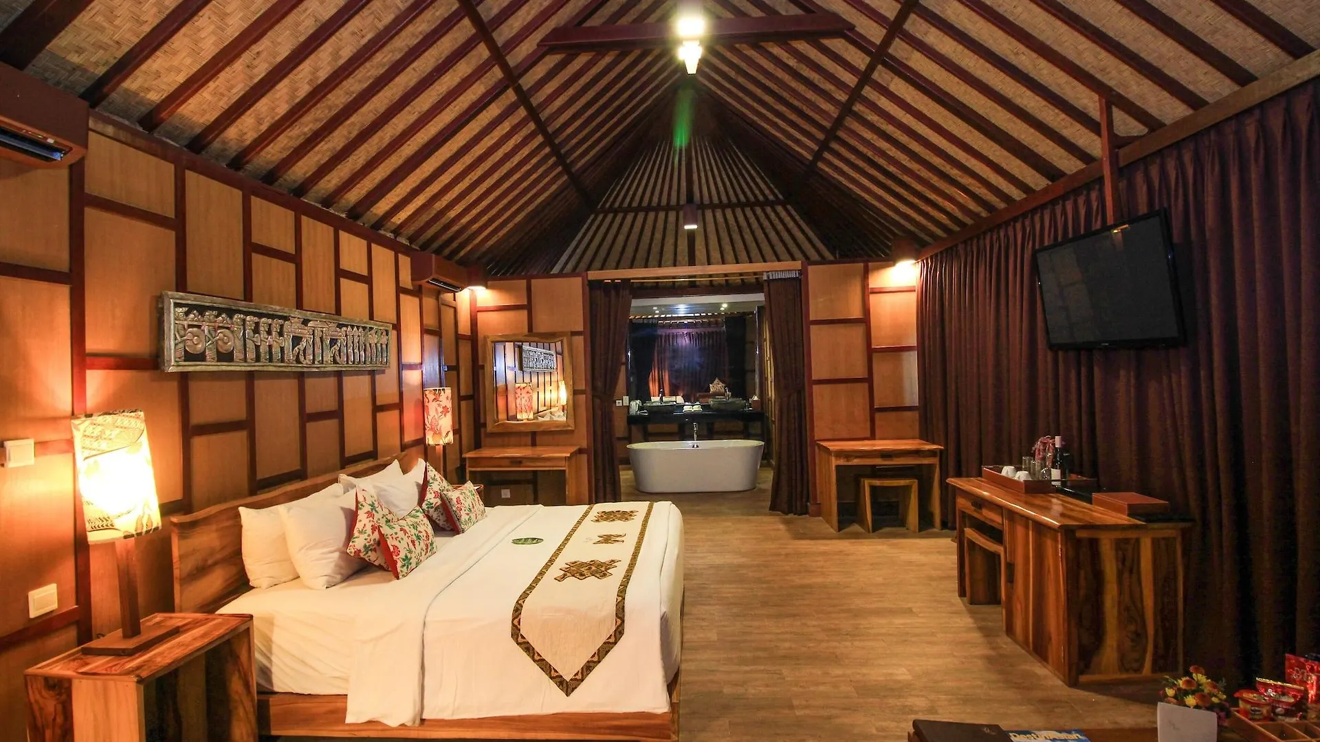 Kupu Kupu Jimbaran Beach Club & Spa By Loccitane